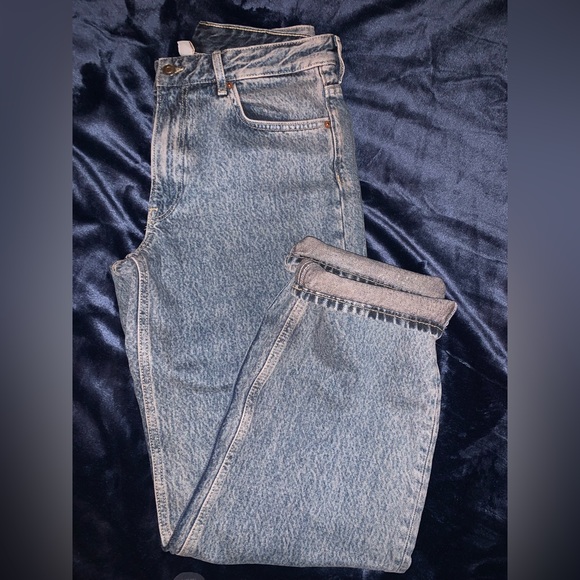 H&M Denim - NWT H&M Straight Regular Jeans